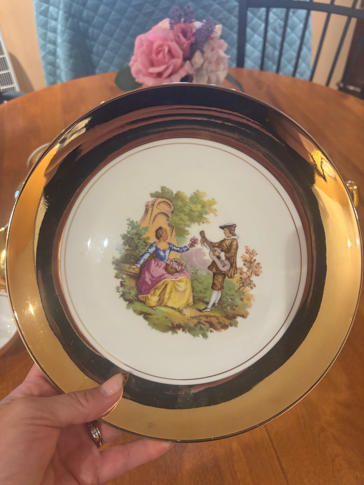 Exquisite Vintage Bondware Tea Set