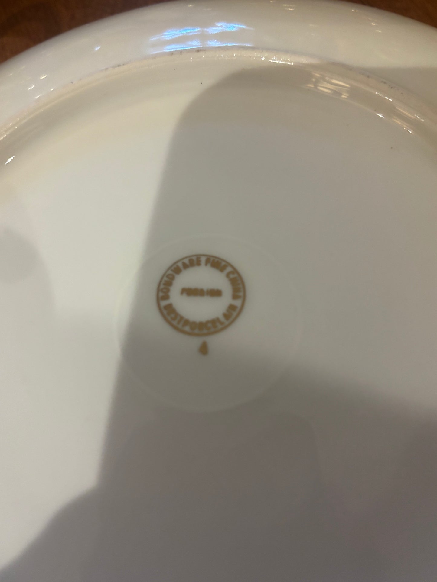 Exquisite Vintage Bondware Tea Set